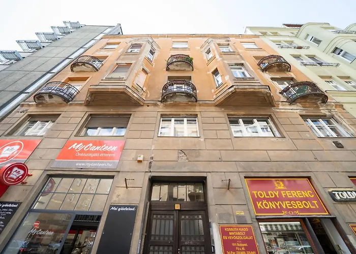 Apartament Buda Boutique Mezzanine - Historic Hideaway With Ac